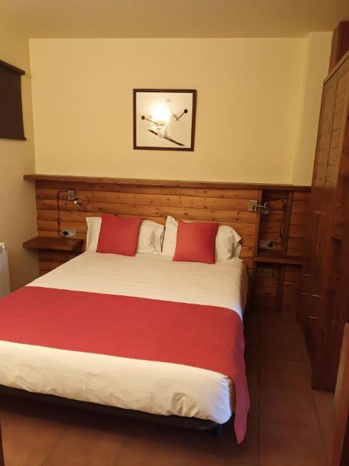 Aparthotel Bellver Bellver De Cerdanya Exterior photo