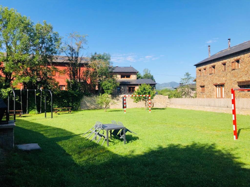 Aparthotel Bellver Bellver De Cerdanya Exterior photo